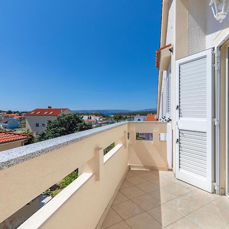 Apartments With A Parking Space Punat, Krk - 20553 Extérieur photo