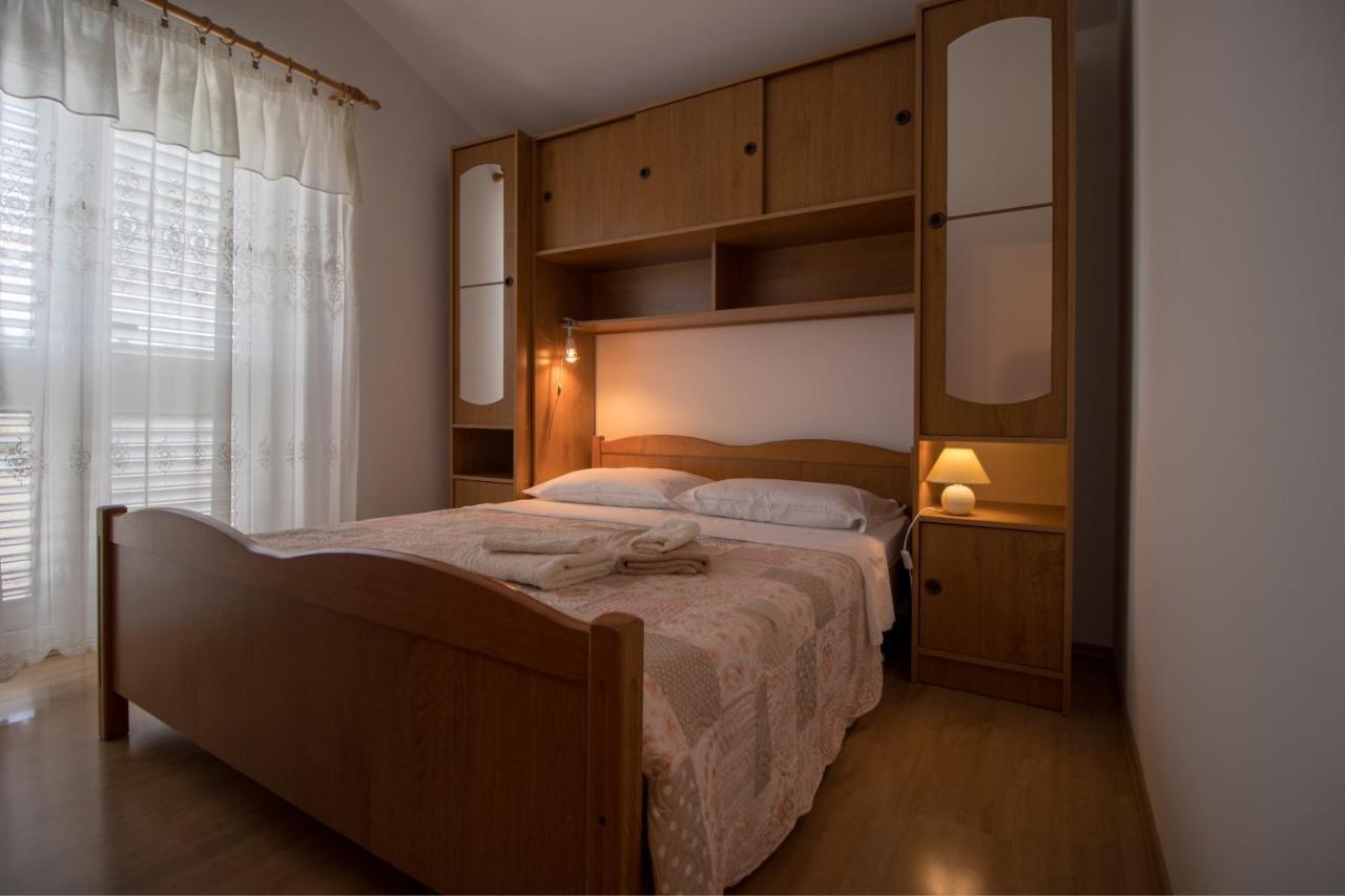 Apartments With A Parking Space Punat, Krk - 20553 Extérieur photo